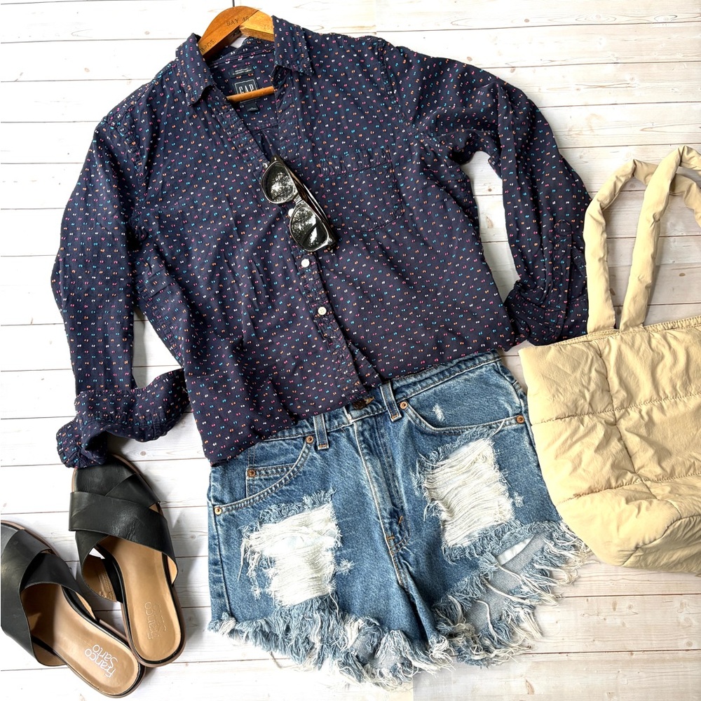 Gap cotton pintuck shirt